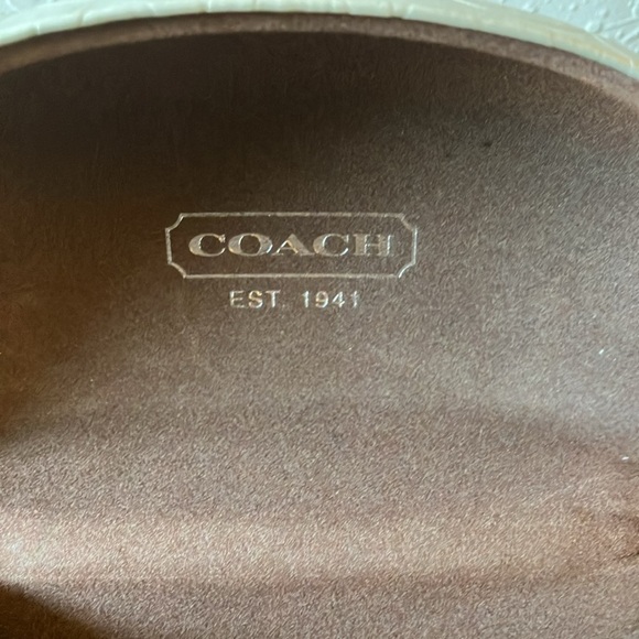 Coach: Rita (L923) Dark Tortoise Sunglasses- Case & Microfiber Cloth - Picture 2 of 16